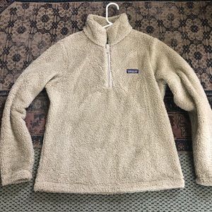 Fuzzy Patagonia pullover sweater